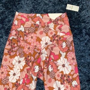 NWT Offline by Aerie leggings
